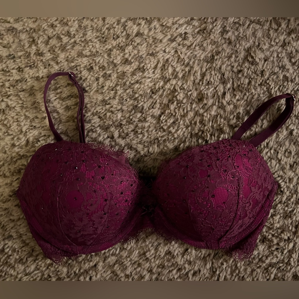 Victoria’s Secret sexy push up 32D